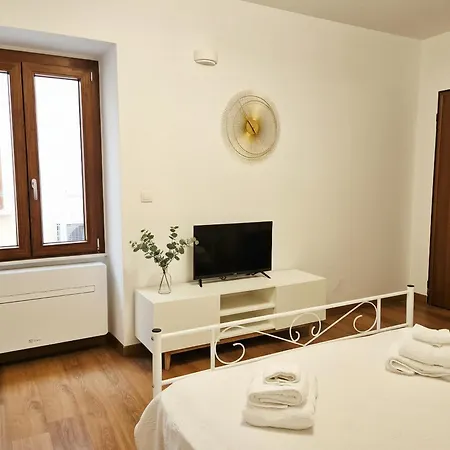 North Sardinia Retreats - Mae Smart La Maddalena (Sassari)